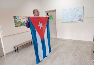 Prezentacja flagi Kuby