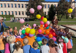 Wysoko podskakują nasze balony